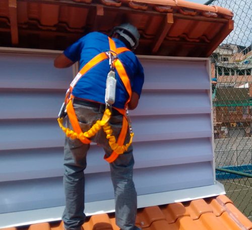 Instalação de Venezianas Industriais em Santo Amaro 2016